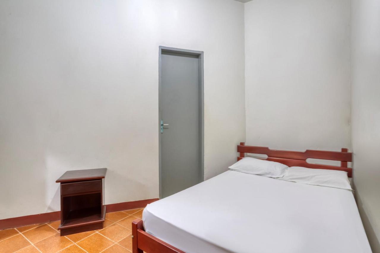 Hotel Aguia Morrinhos  Buitenkant foto